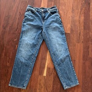 Talbot’s High Waisted Relaxed Jean 10